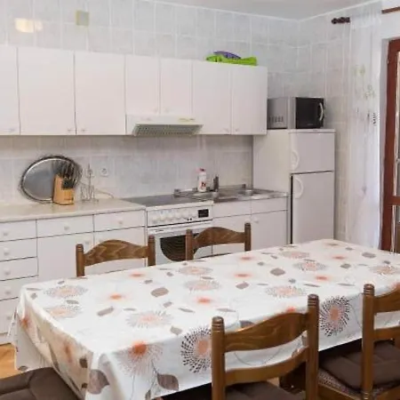 In 41212 Apartman *